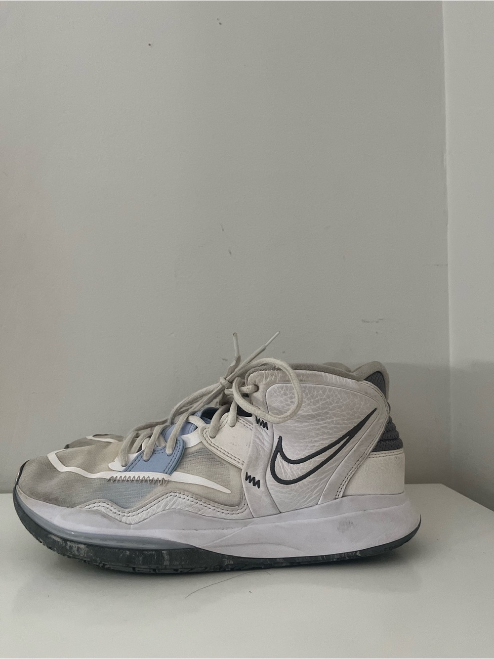 Nike Kyrie (Infinity)